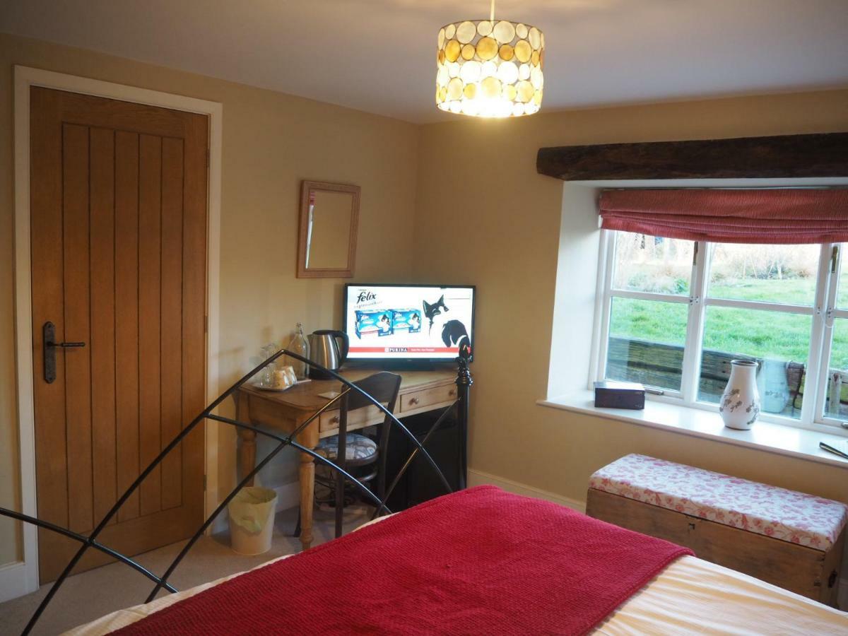 Home Barn Bed And Breakfast Yeovil Kültér fotó